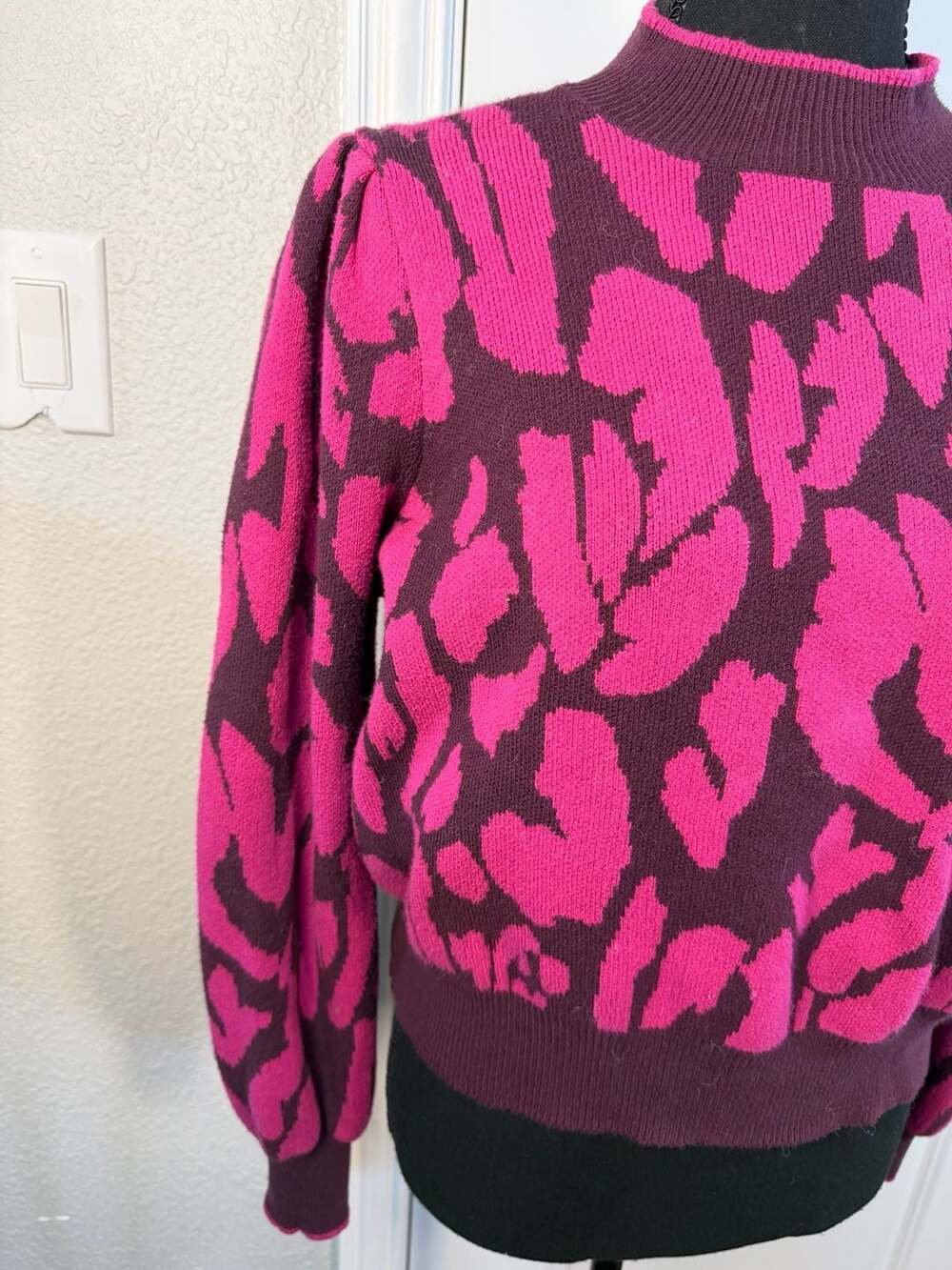 Who What Wear Leopard Print Sweater - Picture 3 of 7